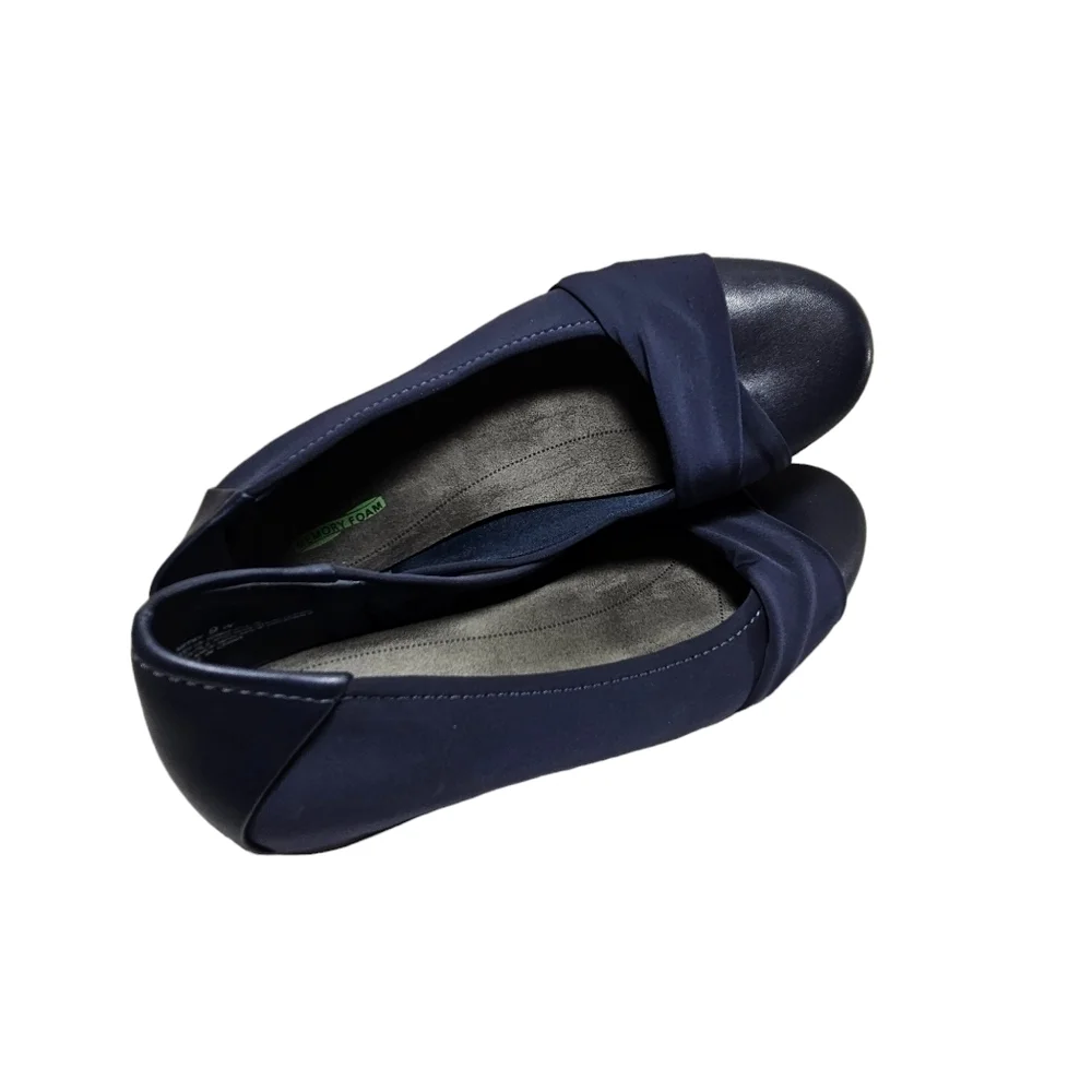 BareTraps Mitsy Closed Toe Slip-on Wedges Sz 9W